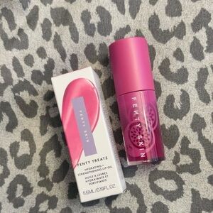 Fenty Beauty Hydrating Lip Oil - Vibrant Pink